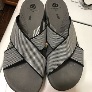 Clark’s Cloudsteppers Women Sandals 12 Medium